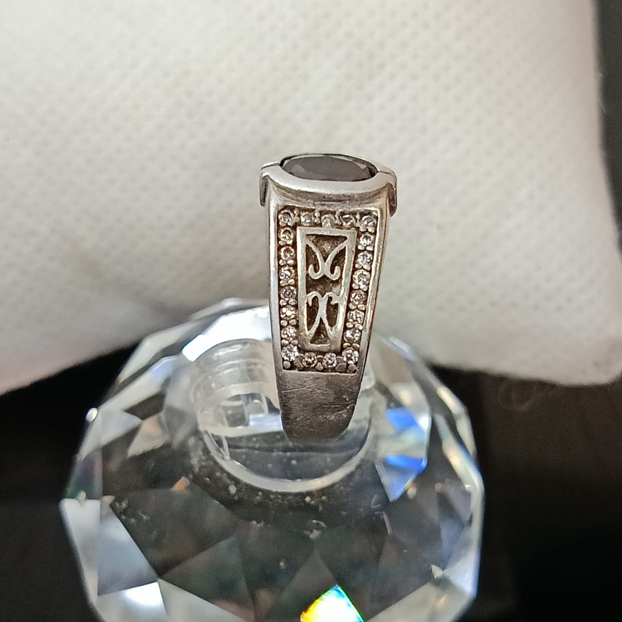 خاتم فضة بحجر عقيق أسود