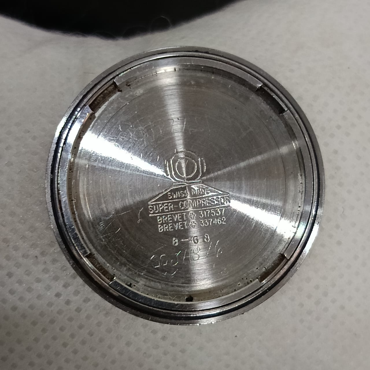 Montre titan mécanique vintage original