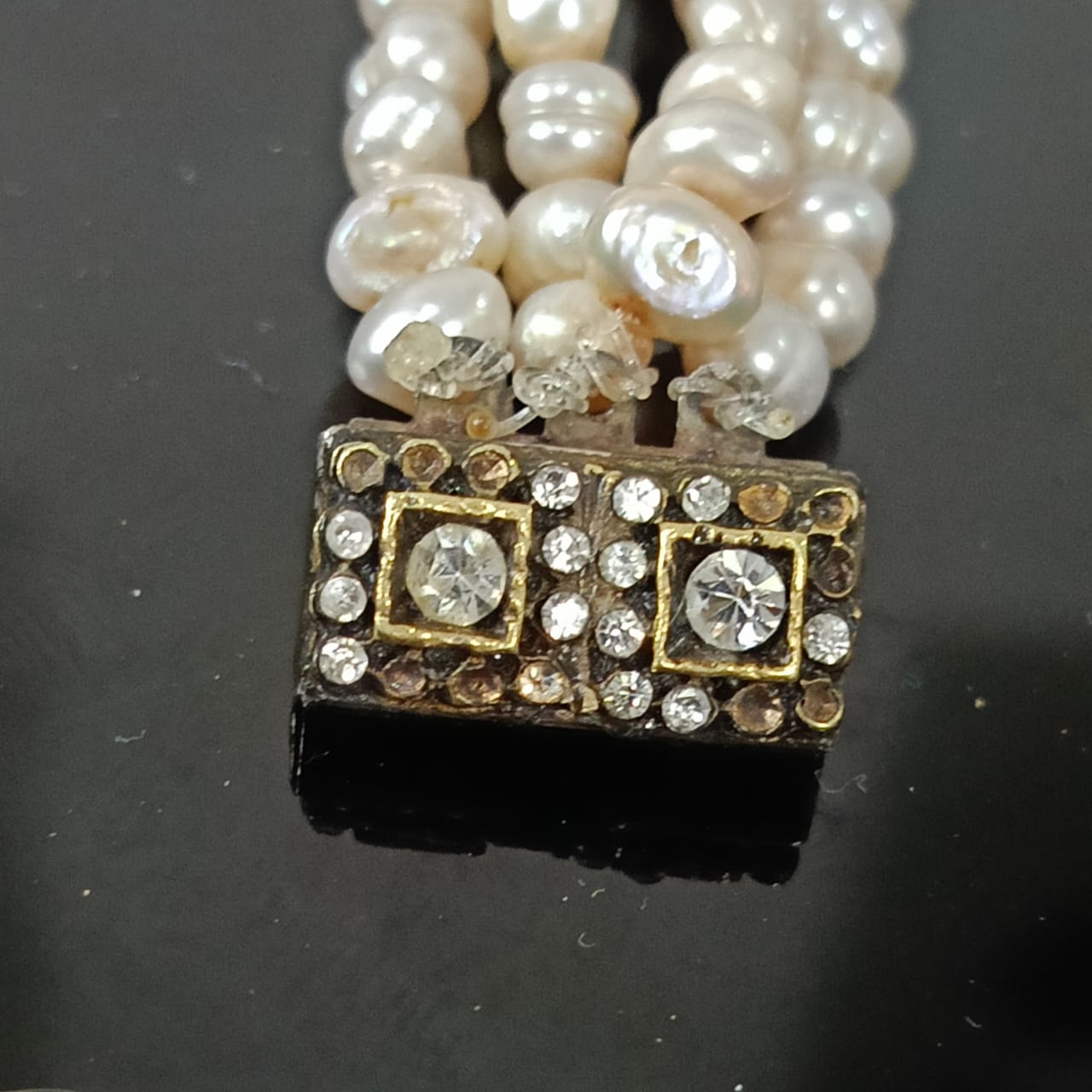 سوار تحفة بجوهر حر