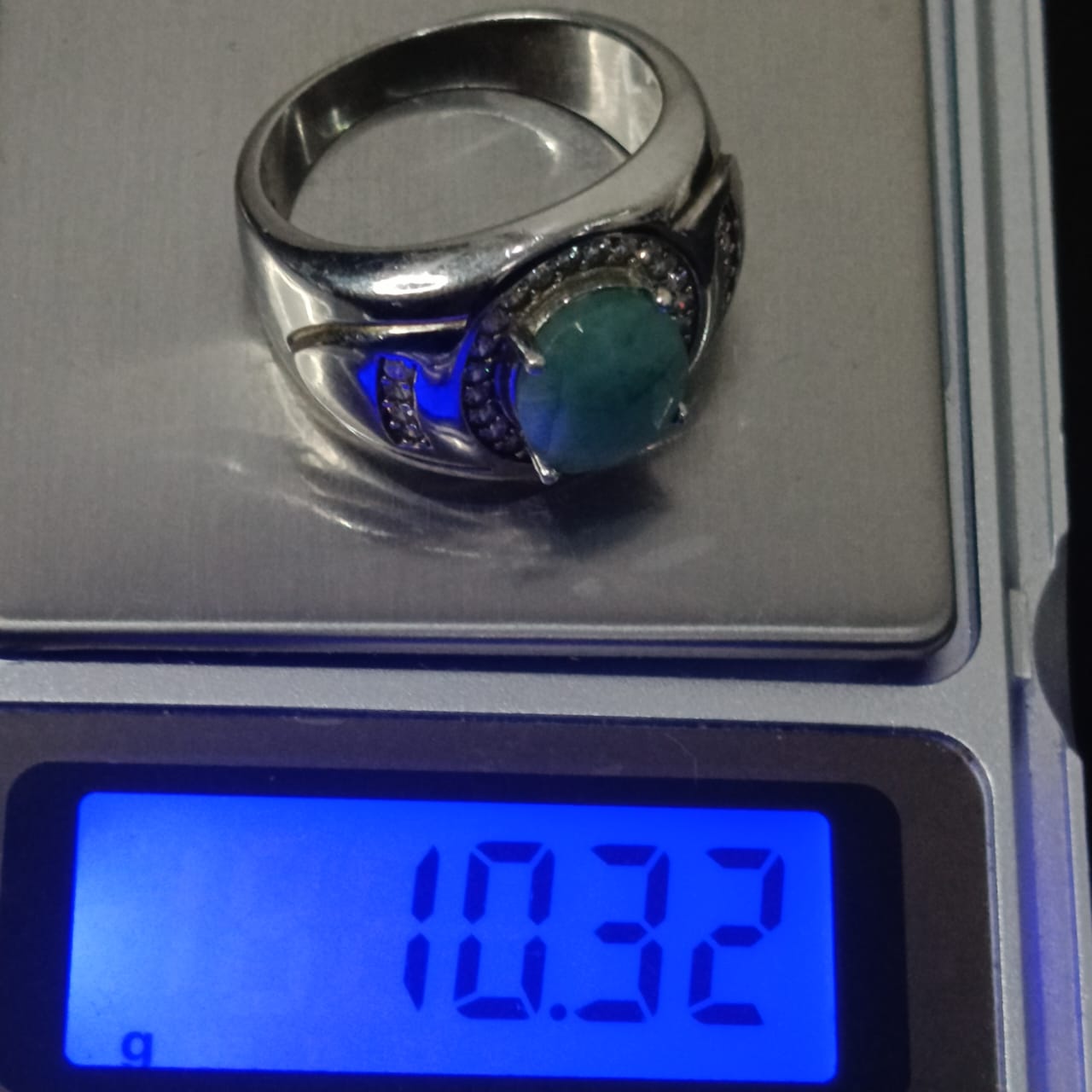 خاتم فضة بحجر زمرد