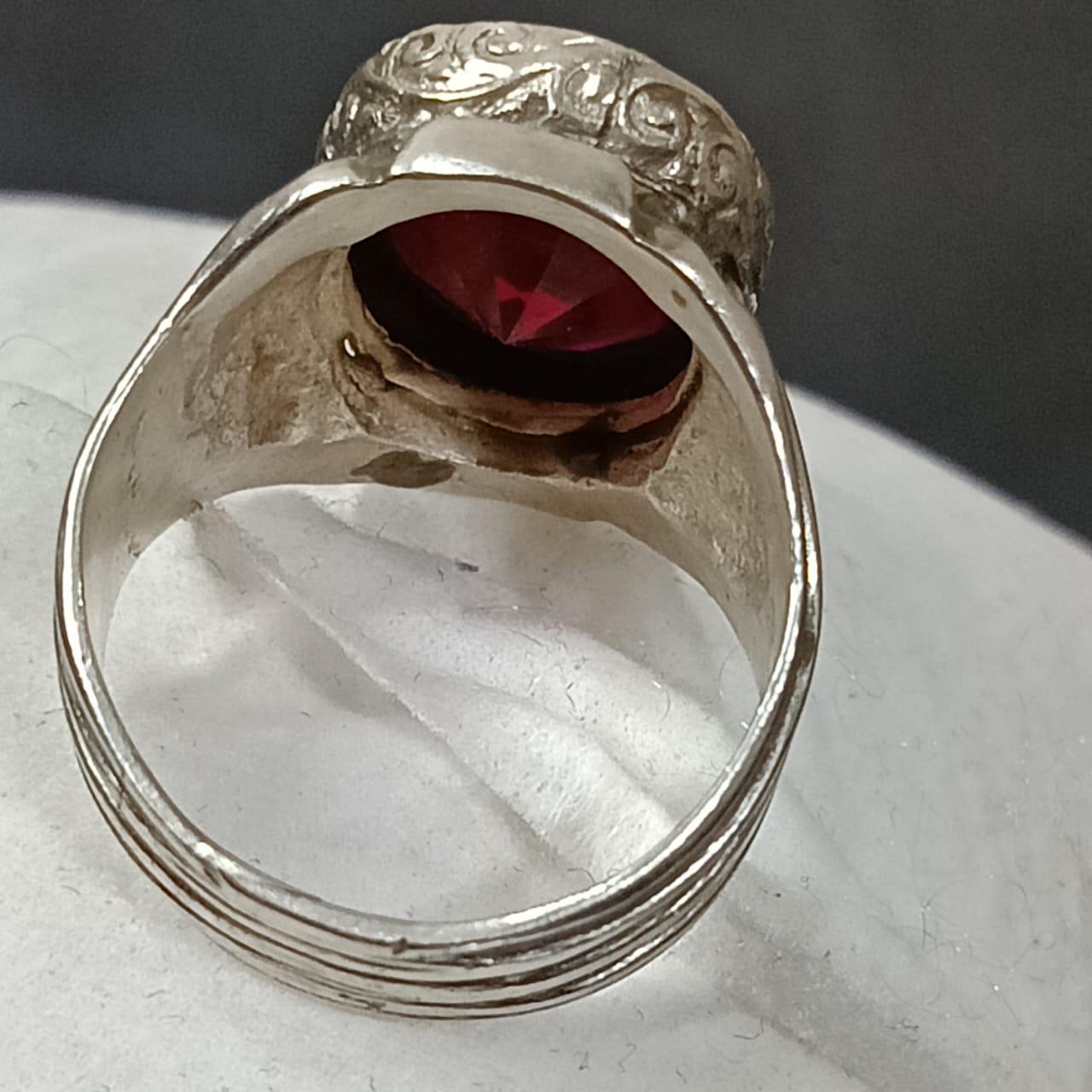 خاتم فضة بحجر ياقوت