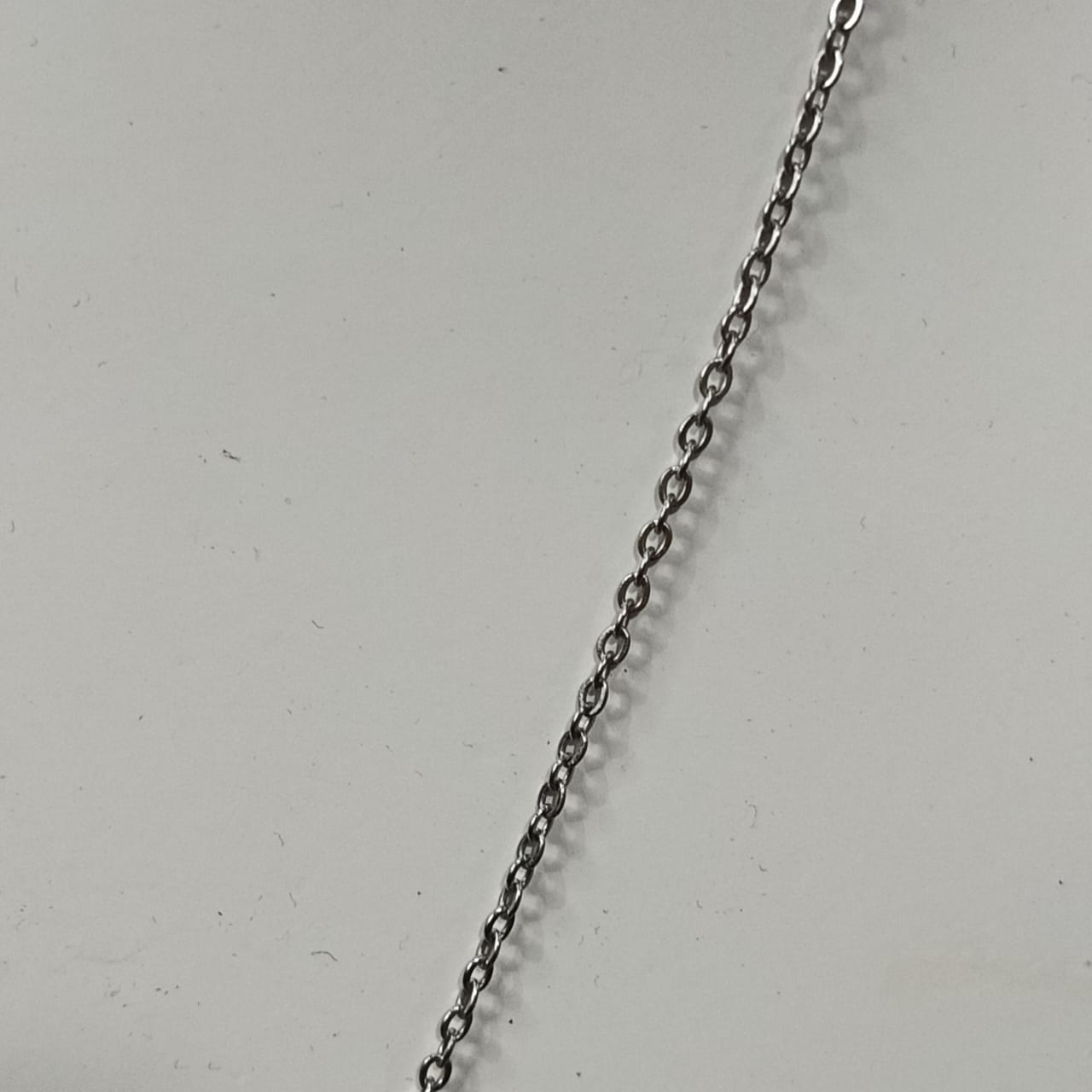 سلسلة فضة تحفة مرصعة بالأحجار