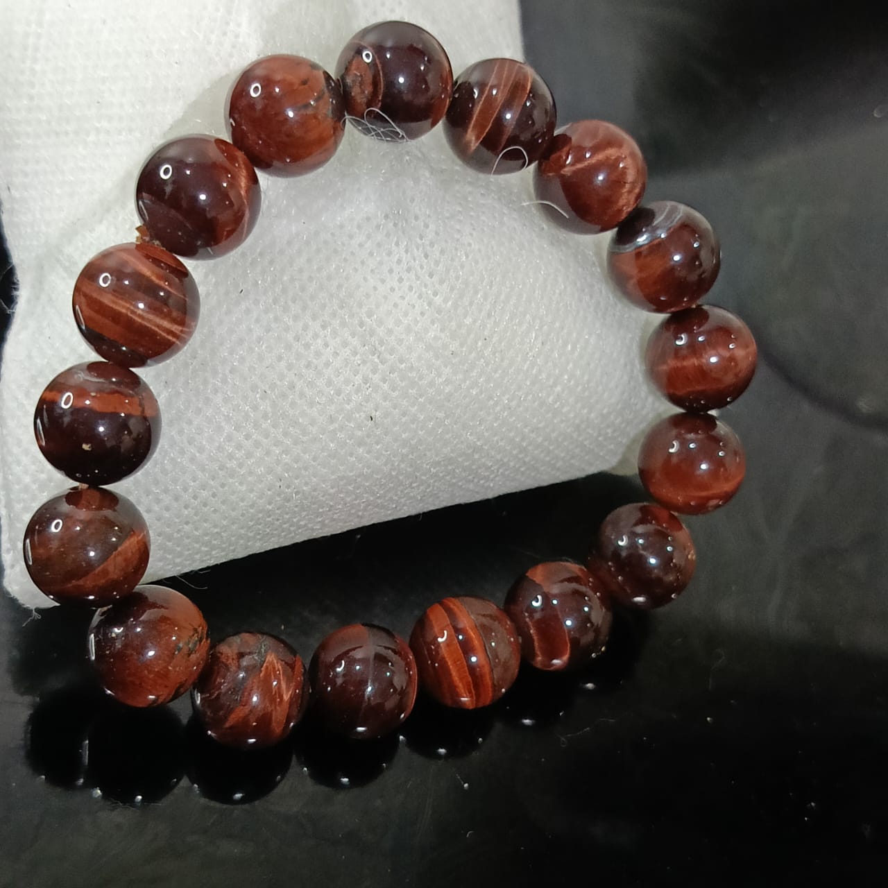 سوار تحفة بحجر عين نمر