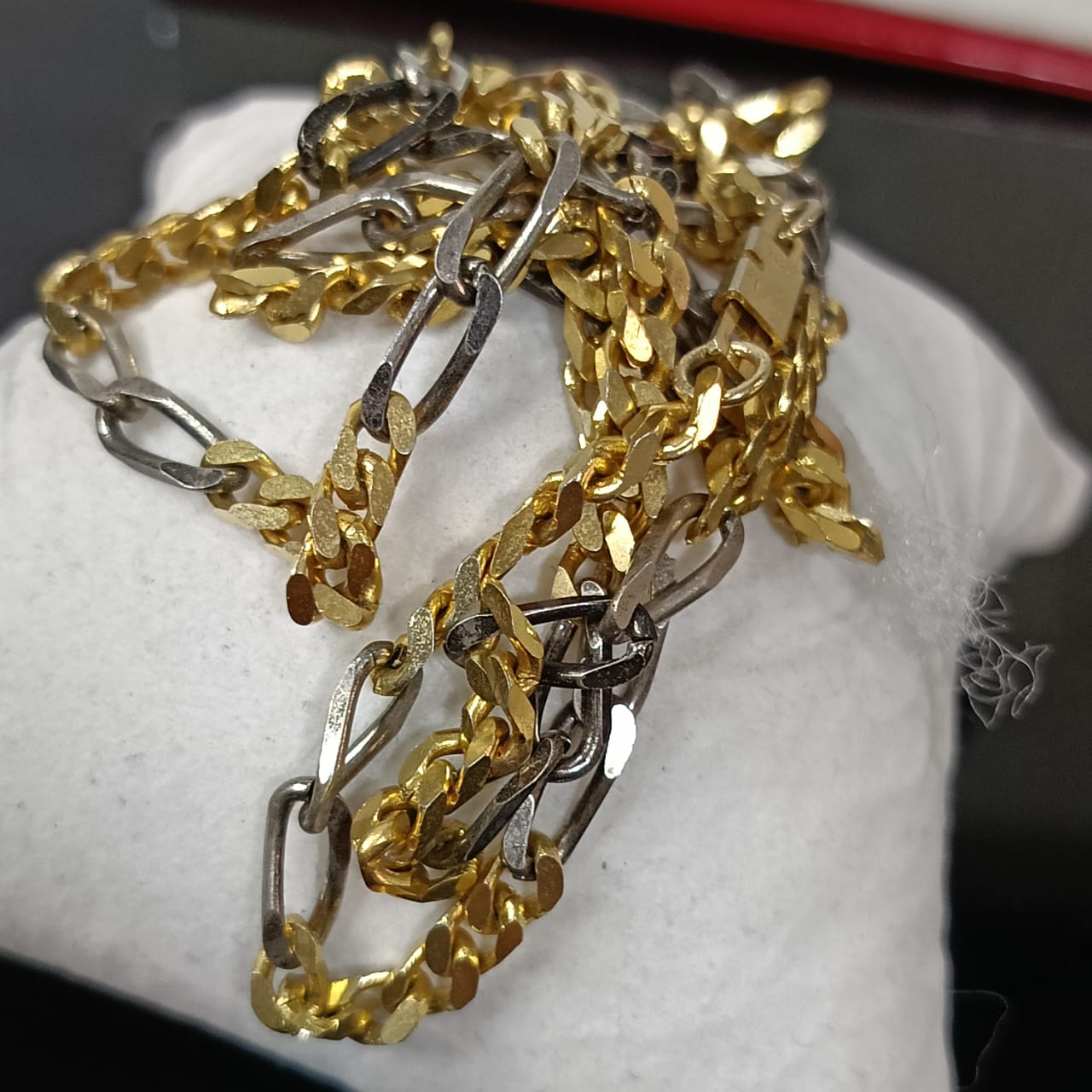 سلسلة بلاكي قديمة