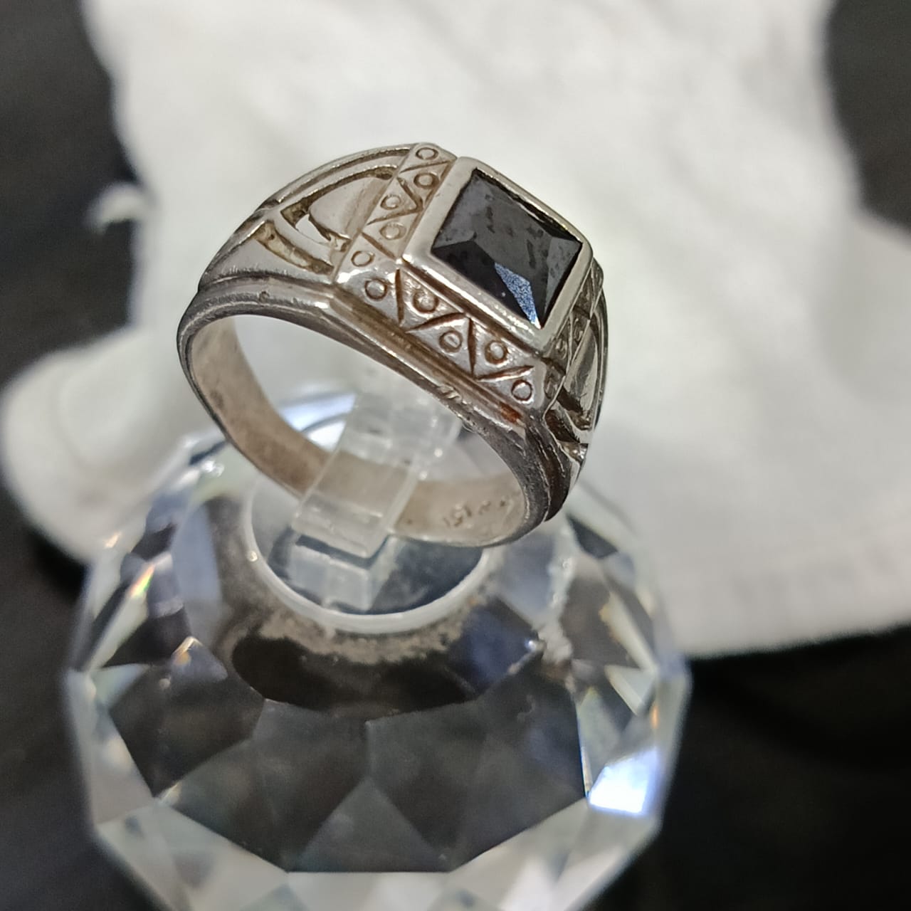 خاتم فضة بحجر أونيكس