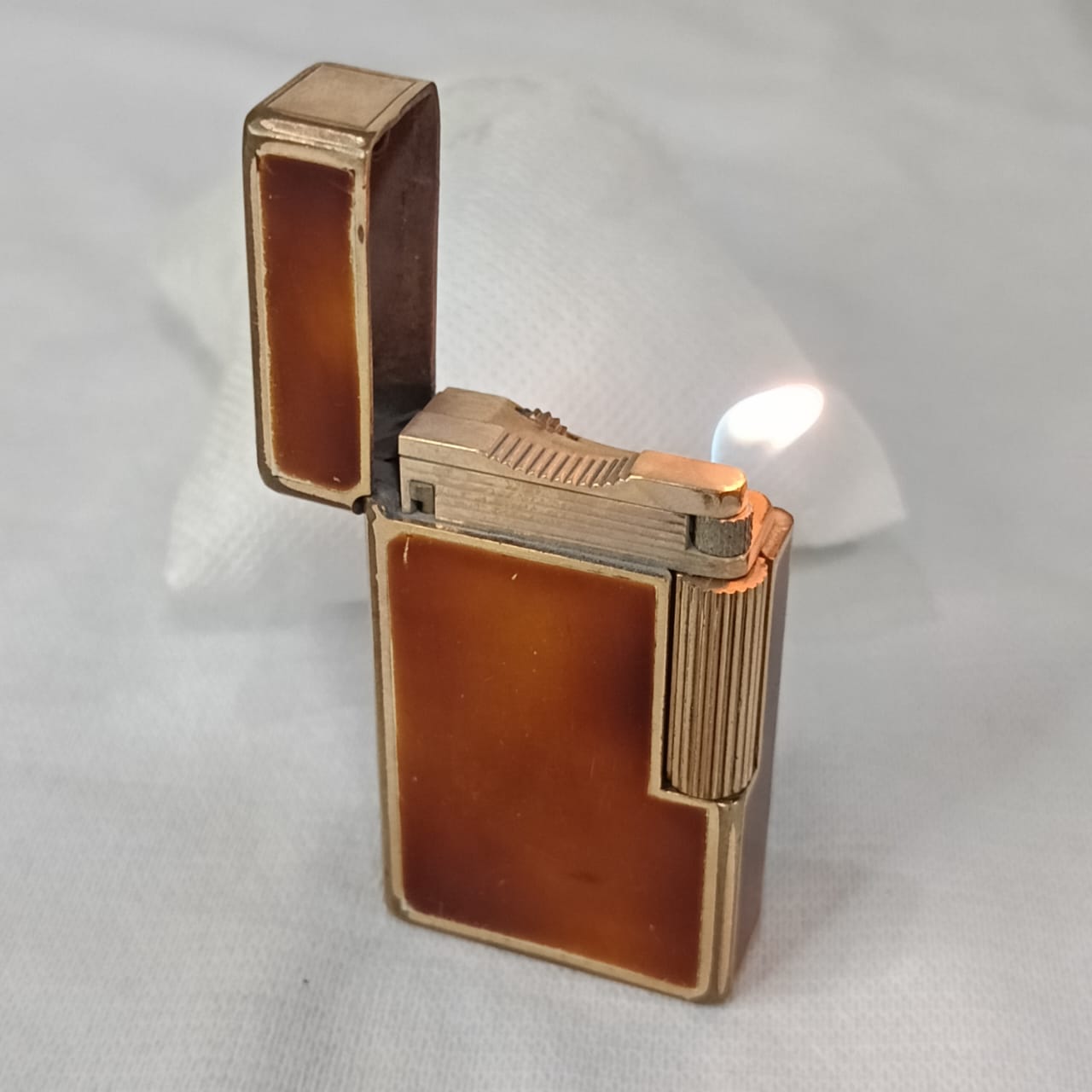 Briquet Dupont en plaqué or vintage France