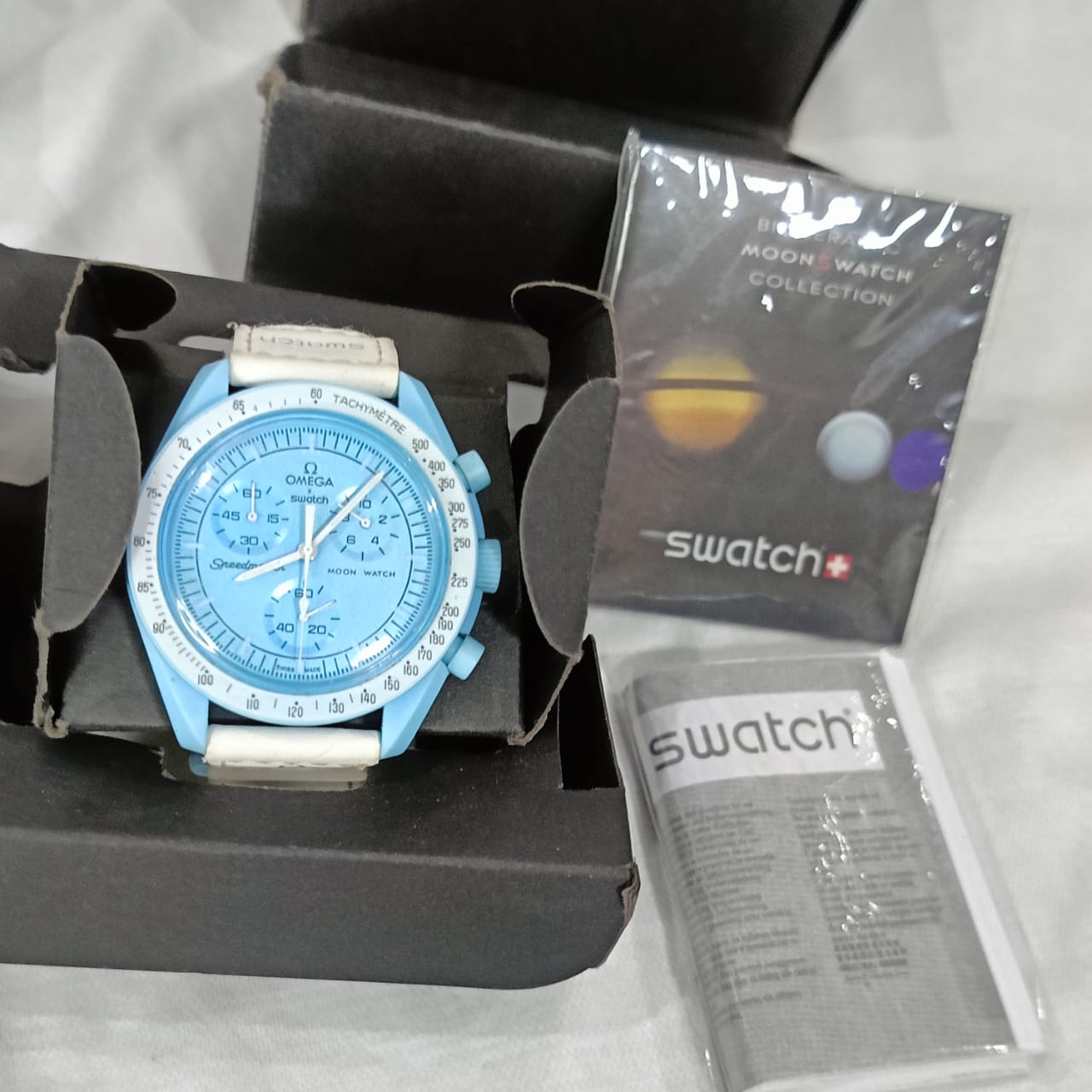 Montre Omega/ switch chronographe original Quartz 40mm Prix 17500