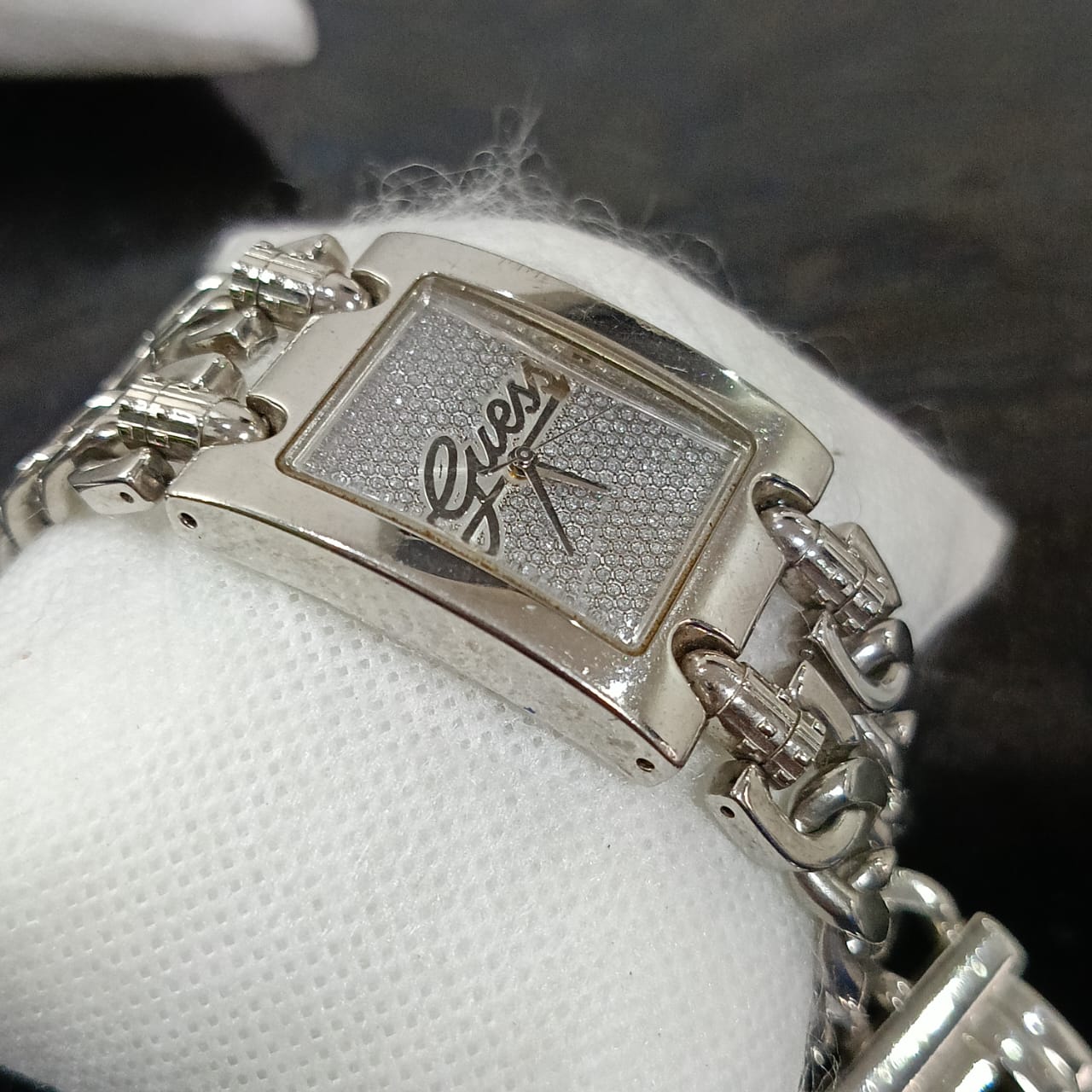 Montre Guess Femme original plaqué or Blanc