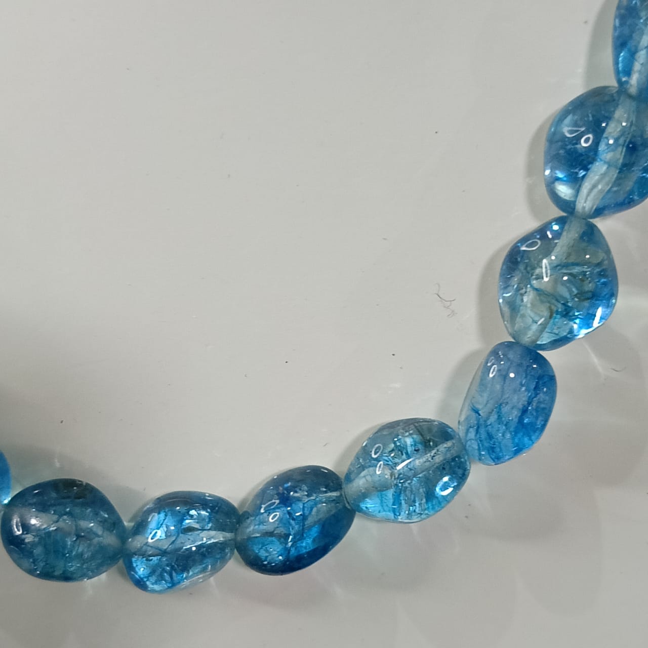 عقد تحفة بحجر تورمالين أزرق سماوي طبيعي