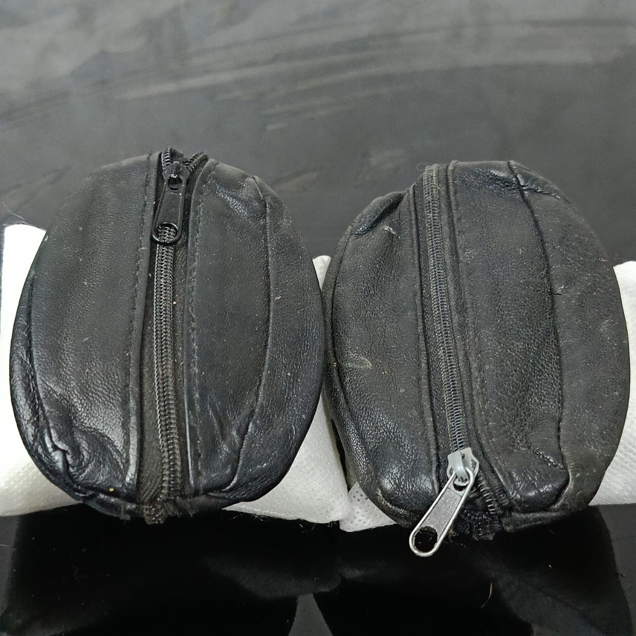 02 portefeuille ancien en cuir vintage