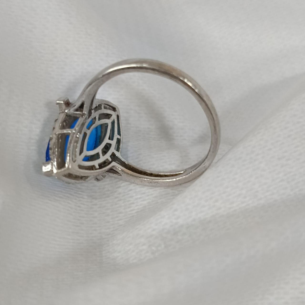 خاتم فضة نسائي مرصع بالأحجار كريمة حجر توباز أزرق