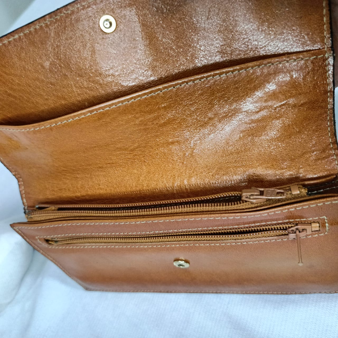 Portefeuille frandi en cuir vintage original