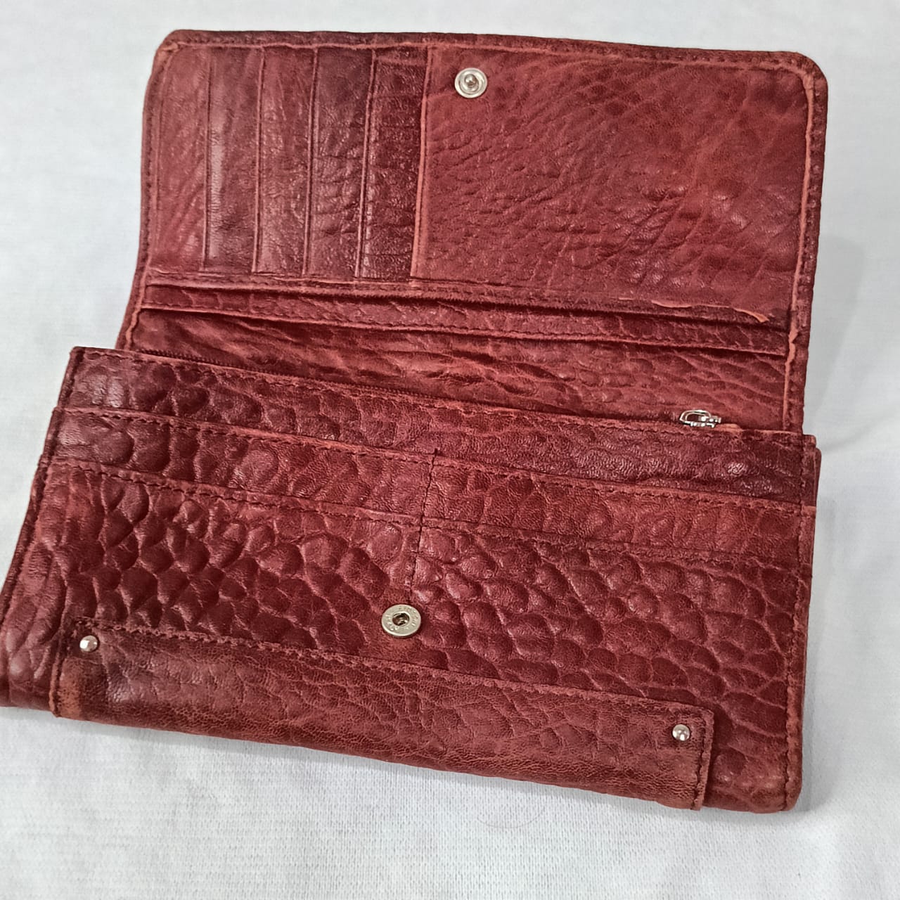 Portefeuille Sabrina en cuir vintage original