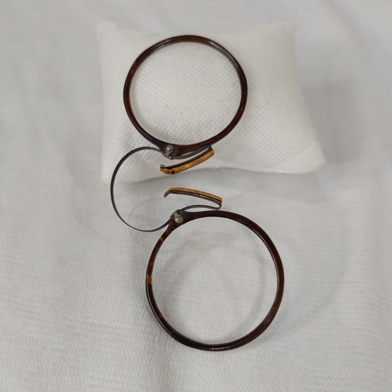 Cadre du lunette ancien vintage