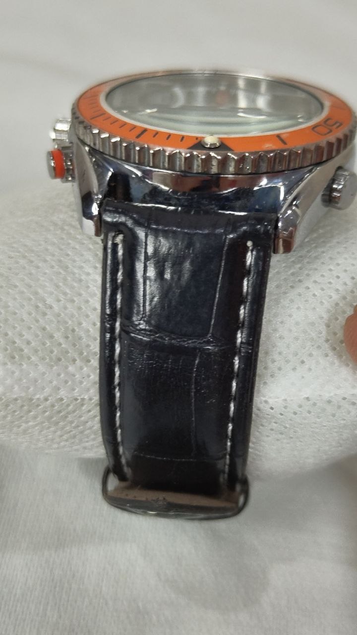 Montre Omega quartz