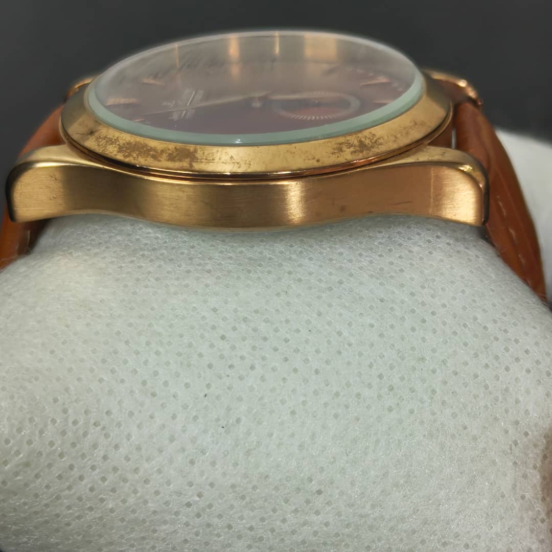 Montre Jaeger - lecoltre régulateur & tourbillon Quartz/ثلاثة ملايين ونصف
40mm
Prix 35000