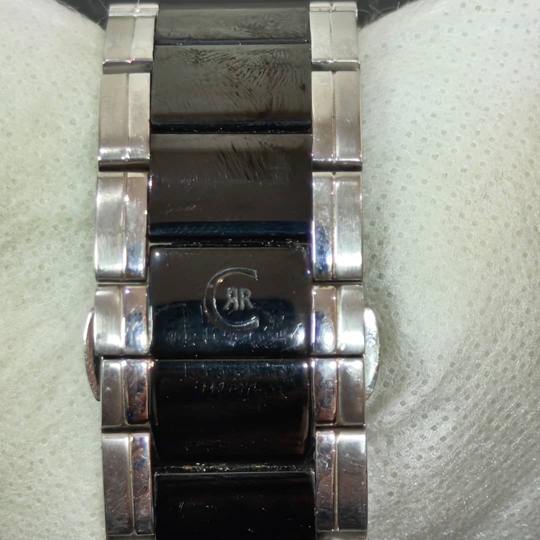 Montre Cerruti 1881 chronographe Quartz original/ زوج ملايين
42mm
Prix 20000