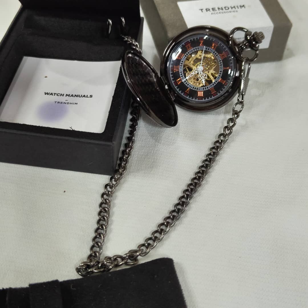 Montre gousset neuf
قطر 5cm