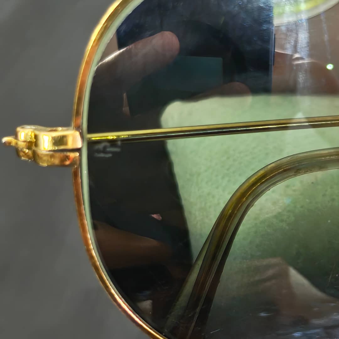Lunette ray ben usa bl miroire rare original/زوج
ملايين وثمنميةألف
58/14
Prix 28000