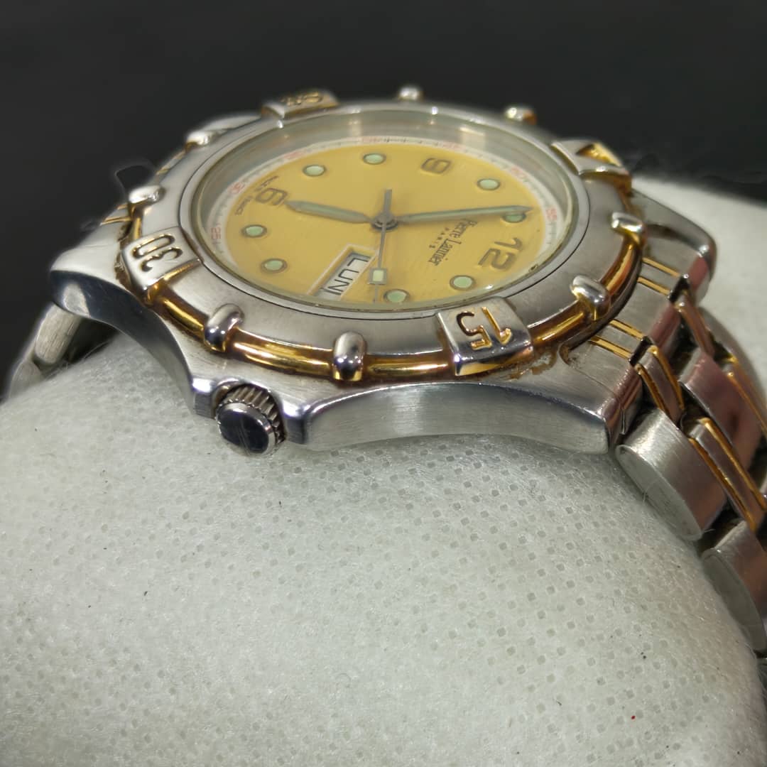 Montre pierre lannie Quartz original
38mm
Prix 10000