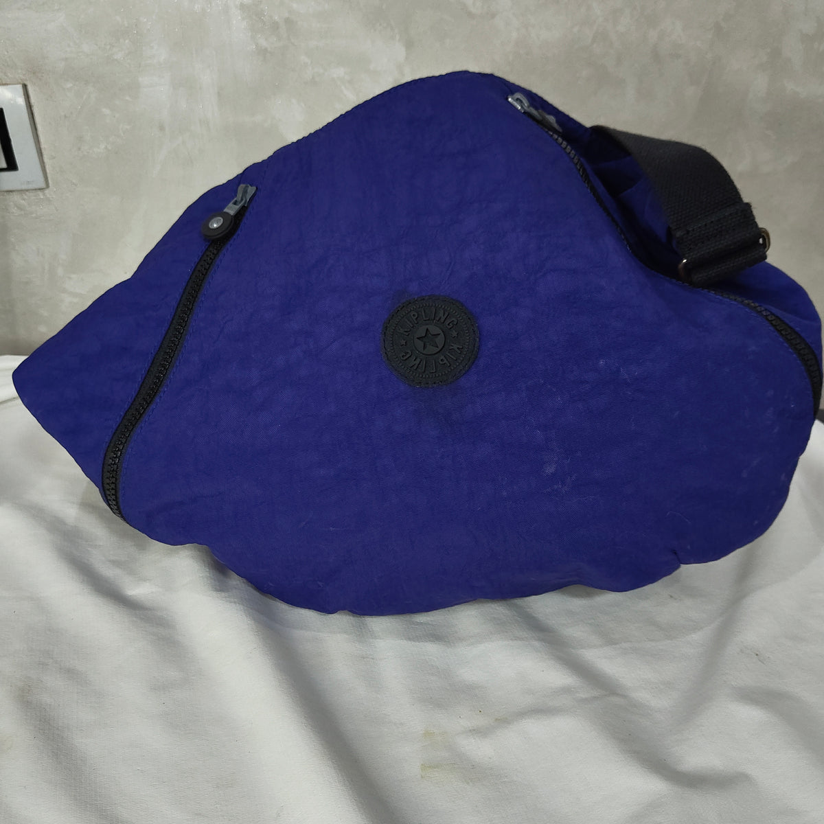 Sac audeu original
60/30
Prix 8500