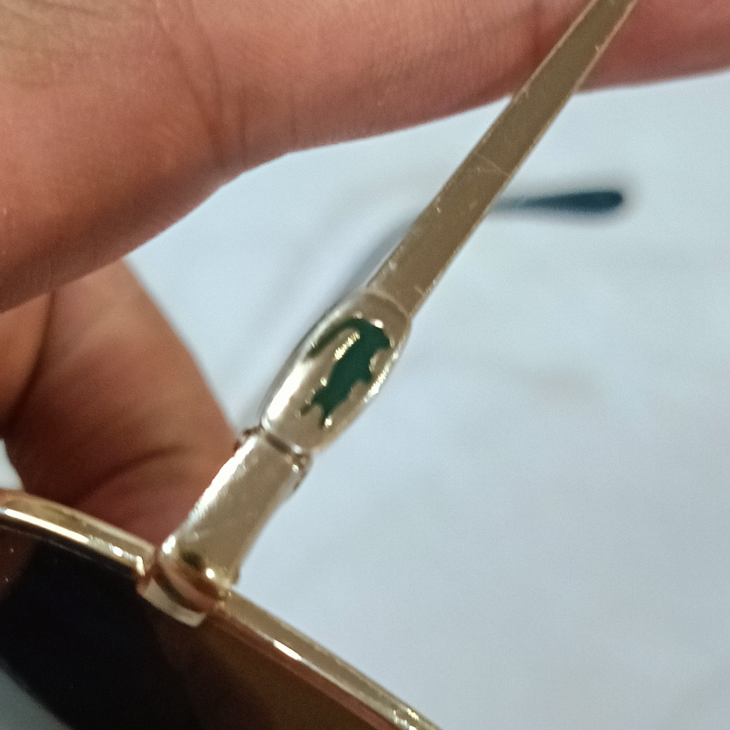 Lunette Lacoste homme original en plaqué or vintage