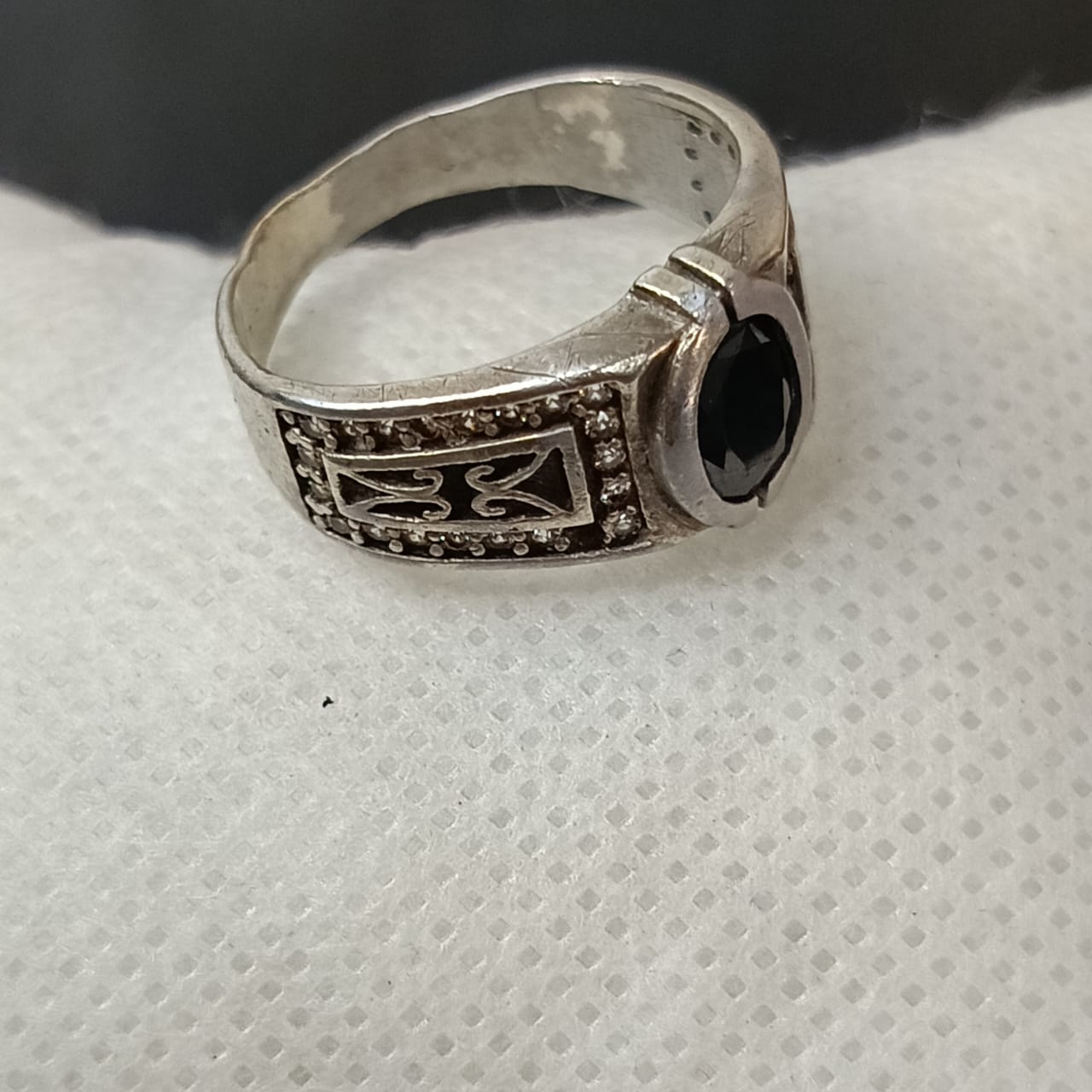 خاتم فضة بحجر عقيق أسود