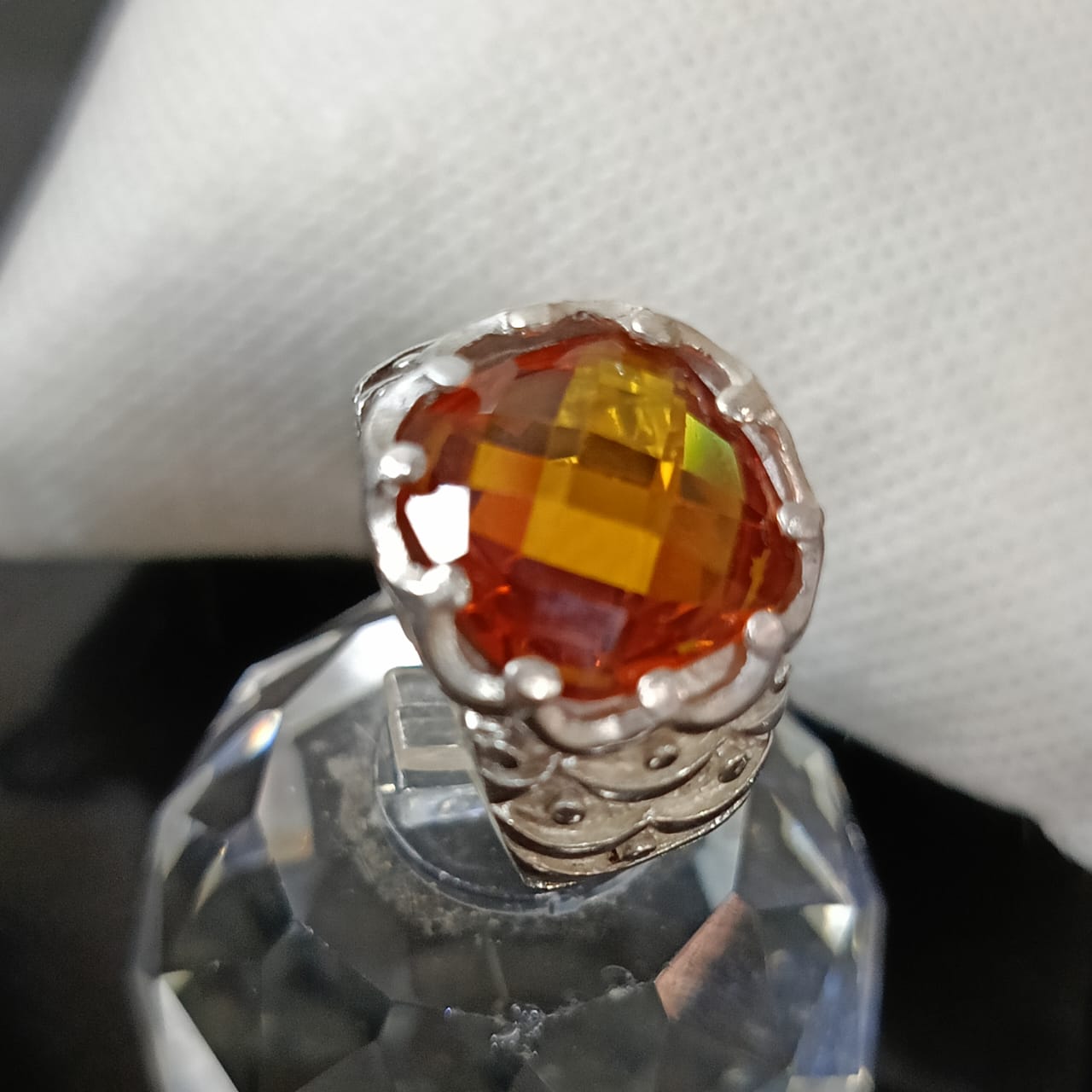 خاتم فضة تحفة بحجر سفير البرتقالي