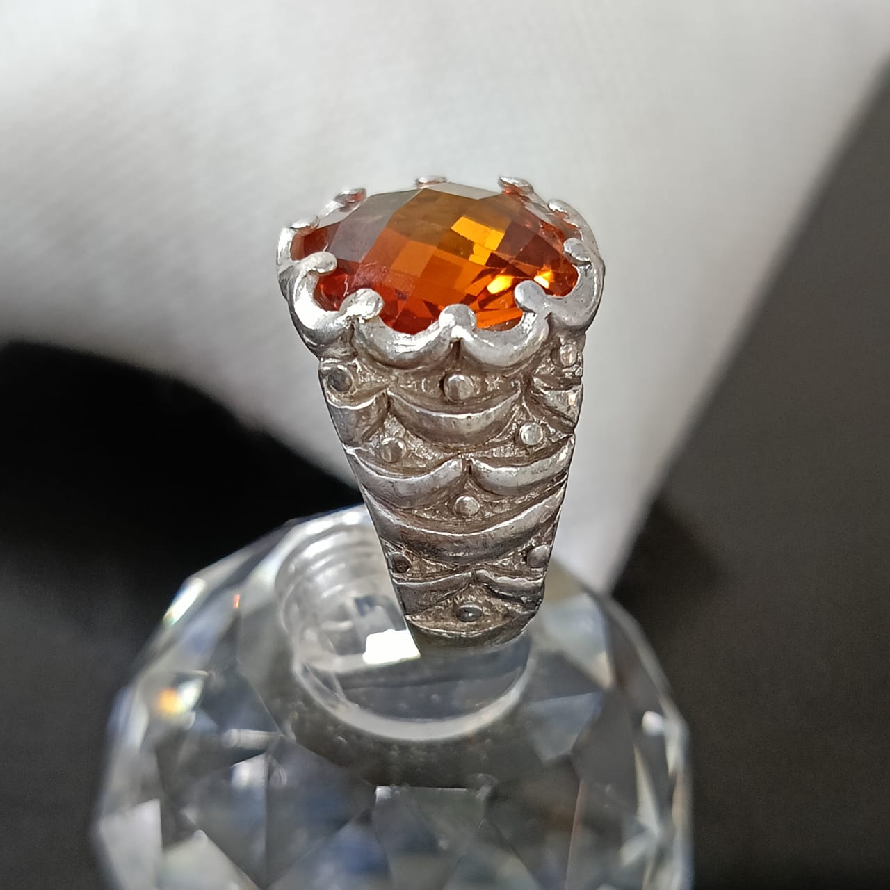 خاتم فضة تحفة بحجر سفير البرتقالي