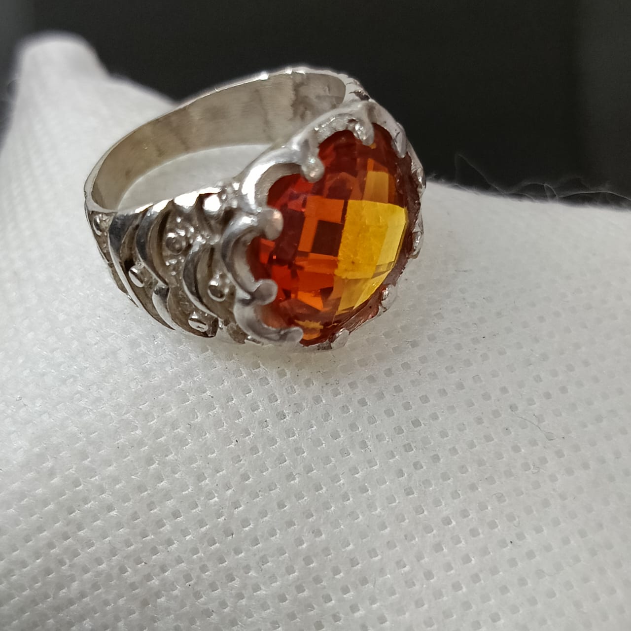 خاتم فضة تحفة بحجر سفير البرتقالي