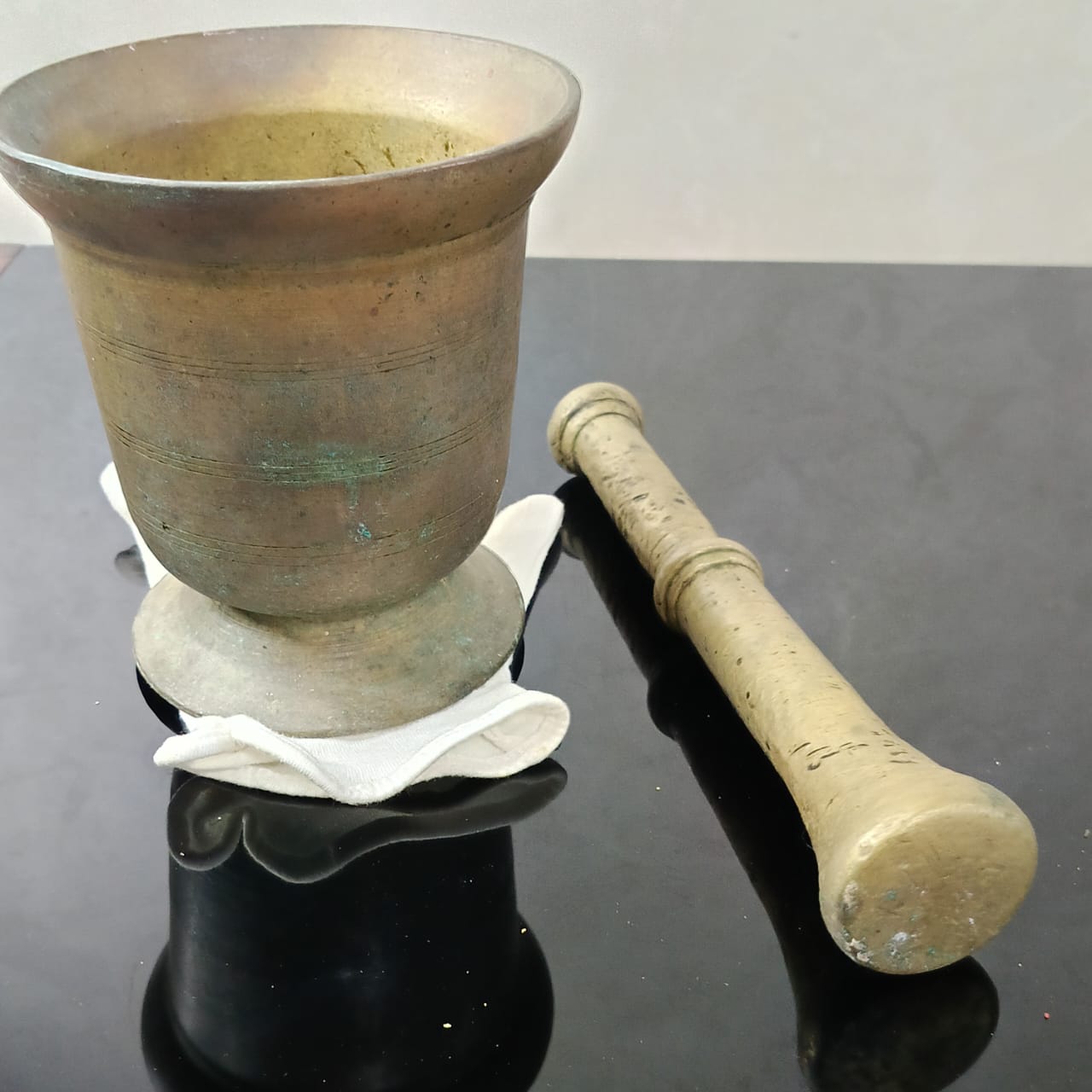 مهراز نحاس قديمة