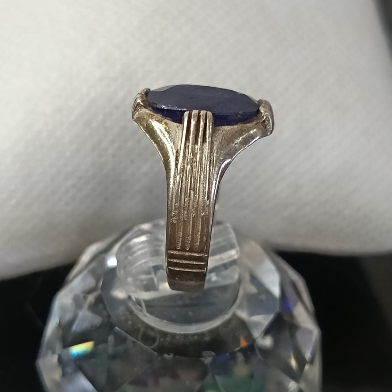 خاتم فضة بحجر سفير أزرق طبيعي
