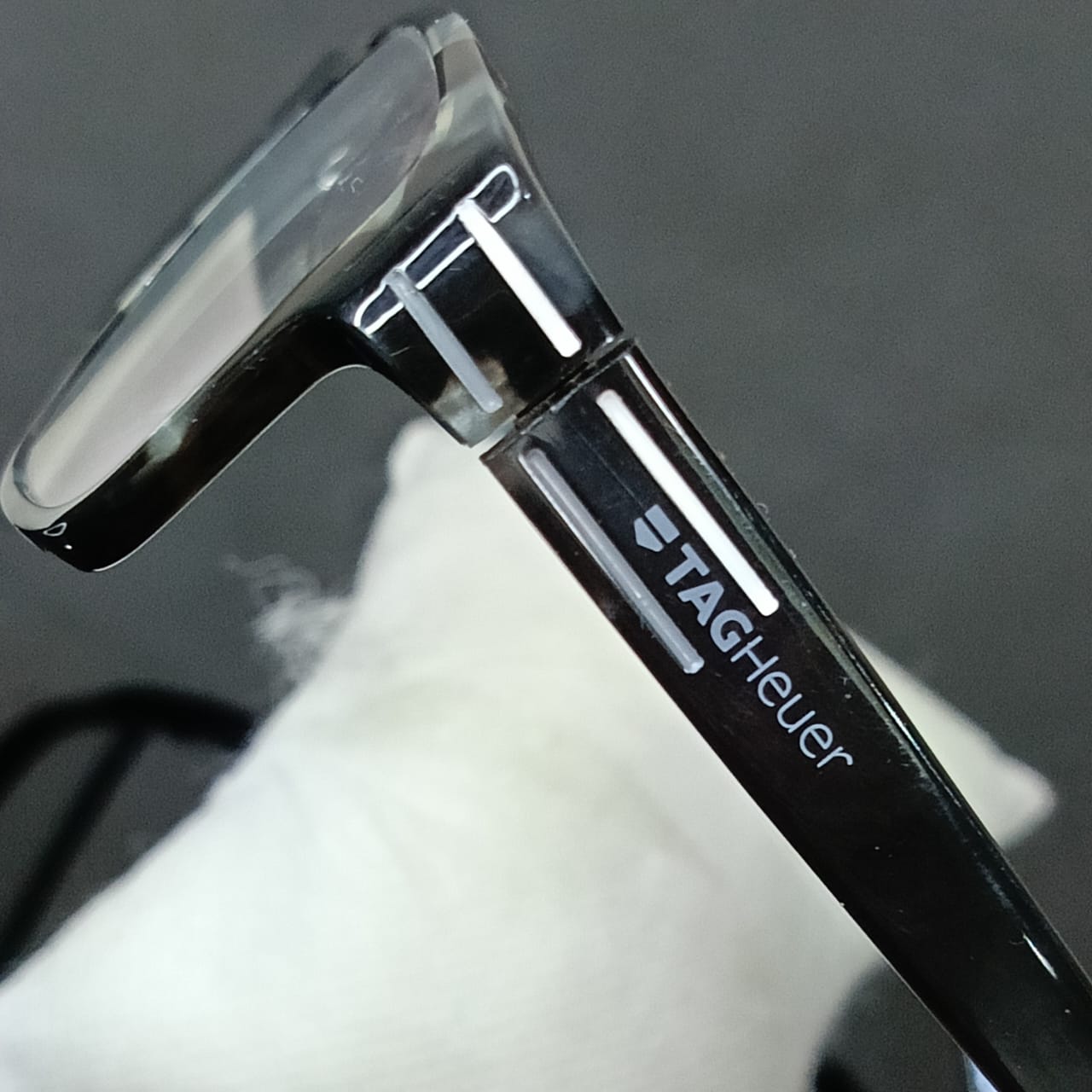 Lunette Tag heure rare