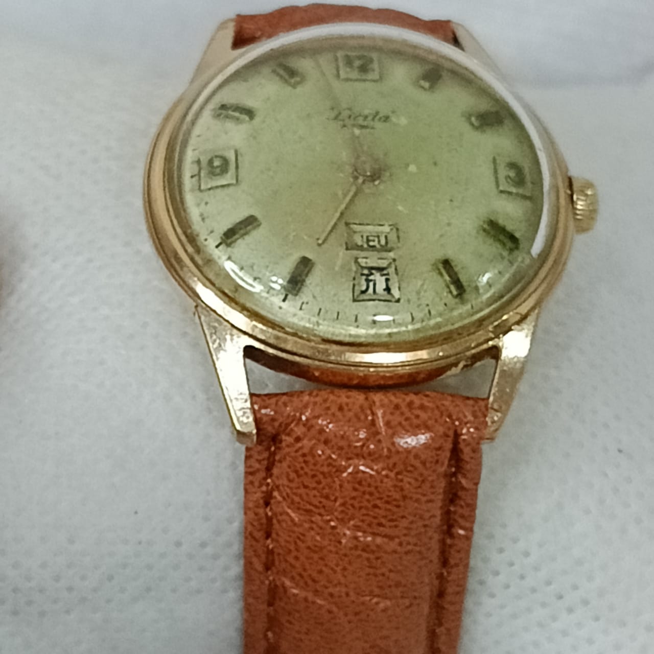 Montre mécanique vintage original plaqué or