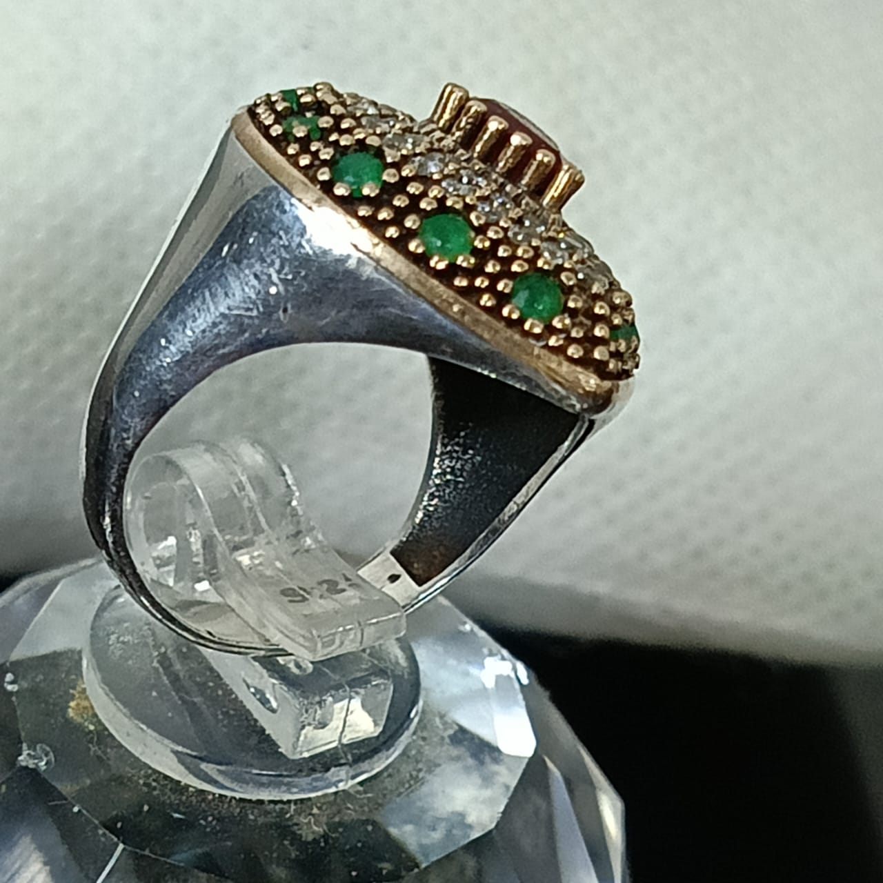 خاتم فضة نسائي مرصع بالأحجار كريمة