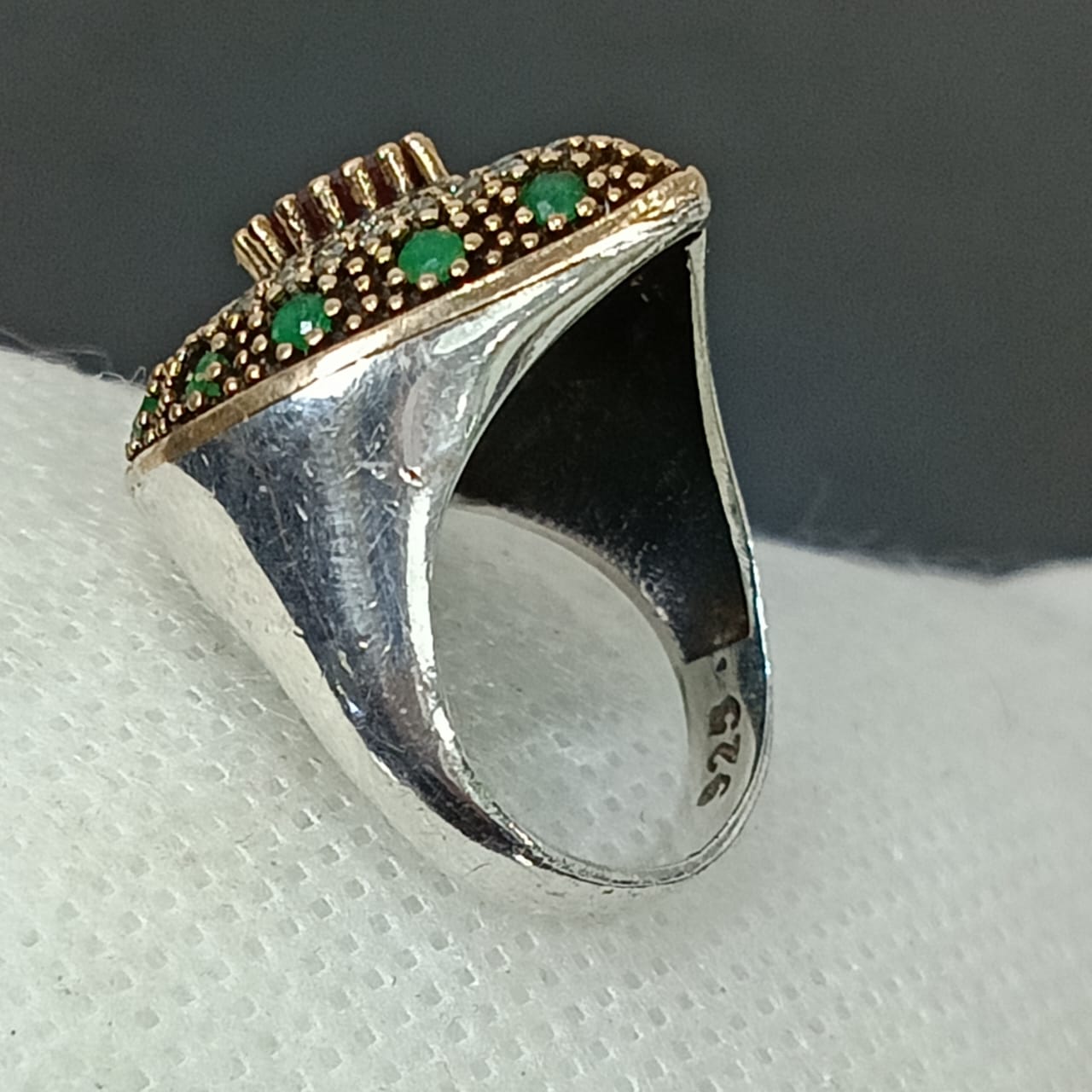 خاتم فضة نسائي مرصع بالأحجار كريمة