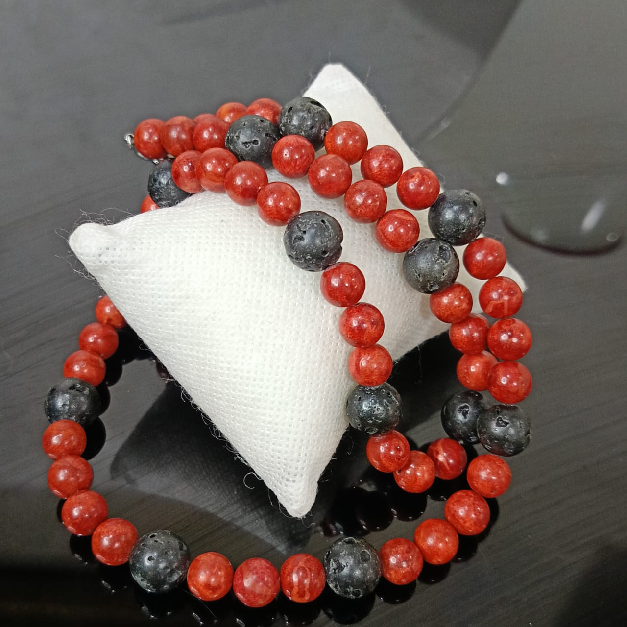 عقد تحفة مرجان وحجر هبهال