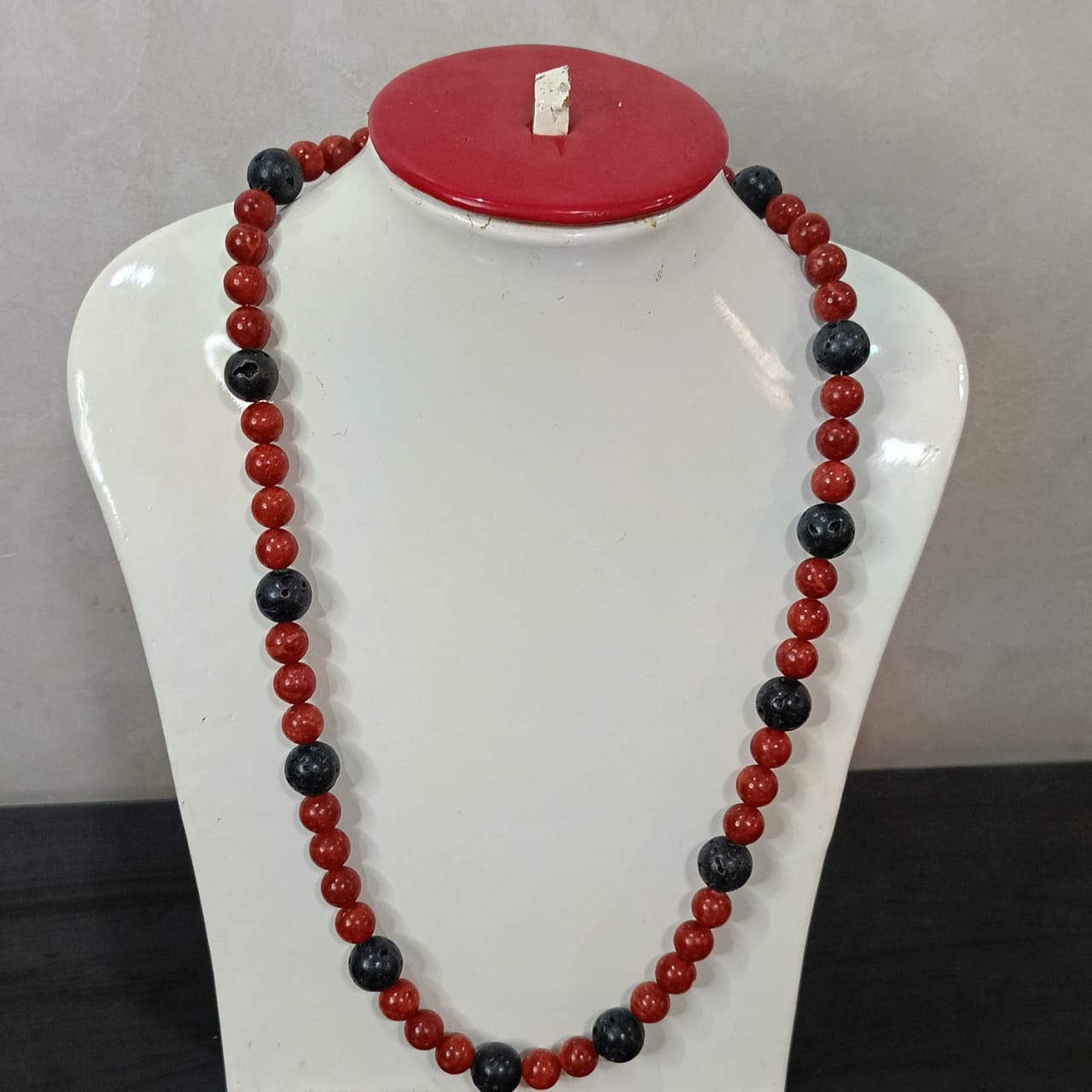 عقد تحفة مرجان وحجر هبهال