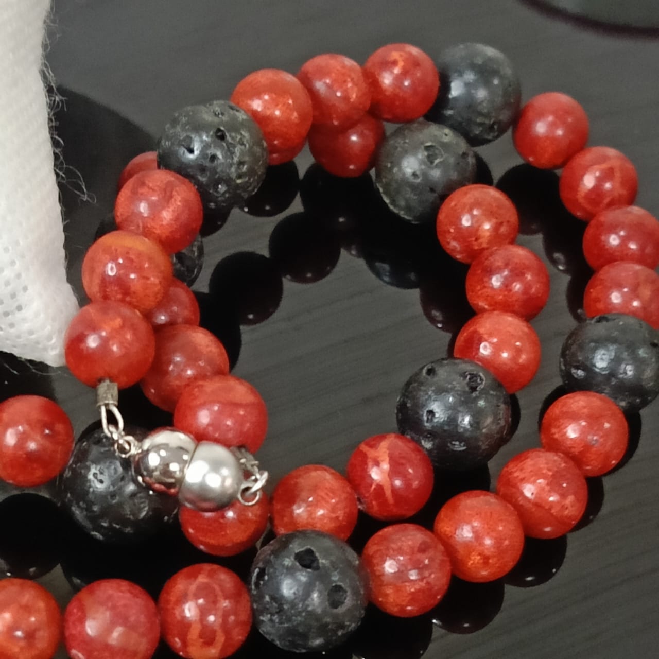 عقد تحفة مرجان وحجر هبهال