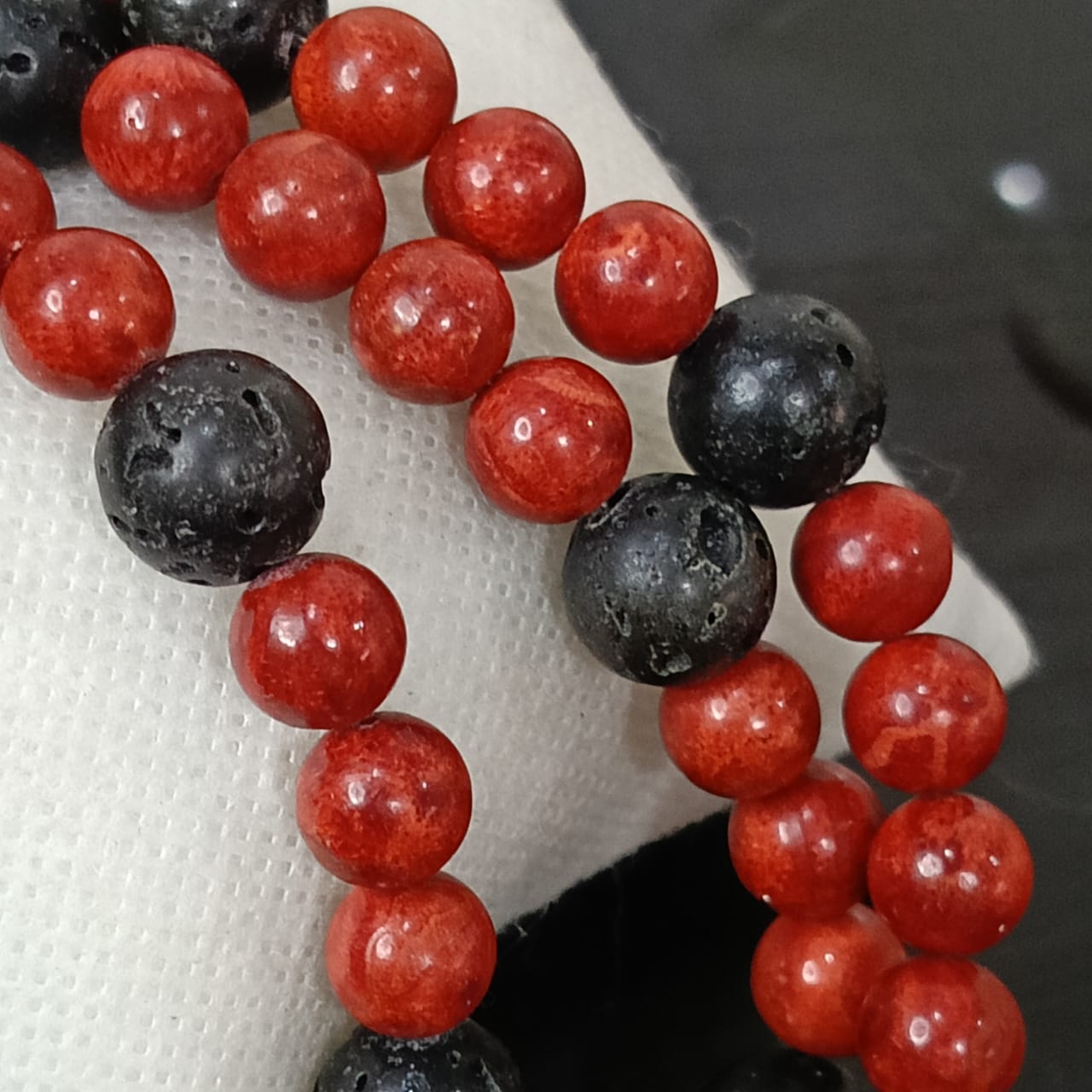 عقد تحفة مرجان وحجر هبهال