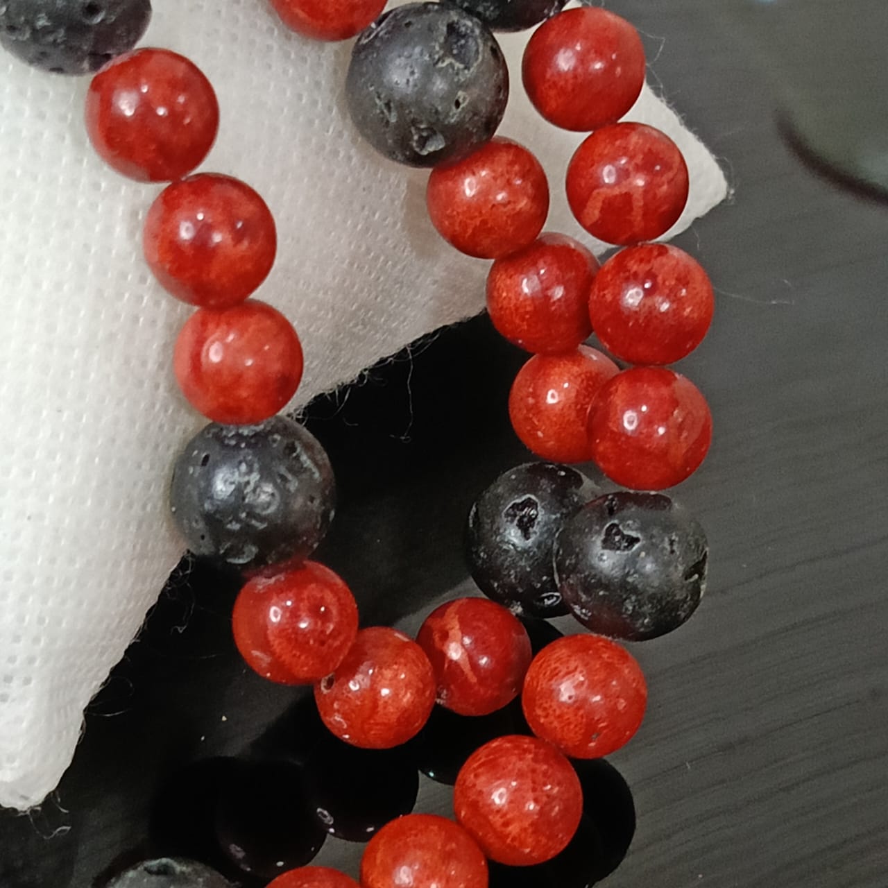 عقد تحفة مرجان وحجر هبهال