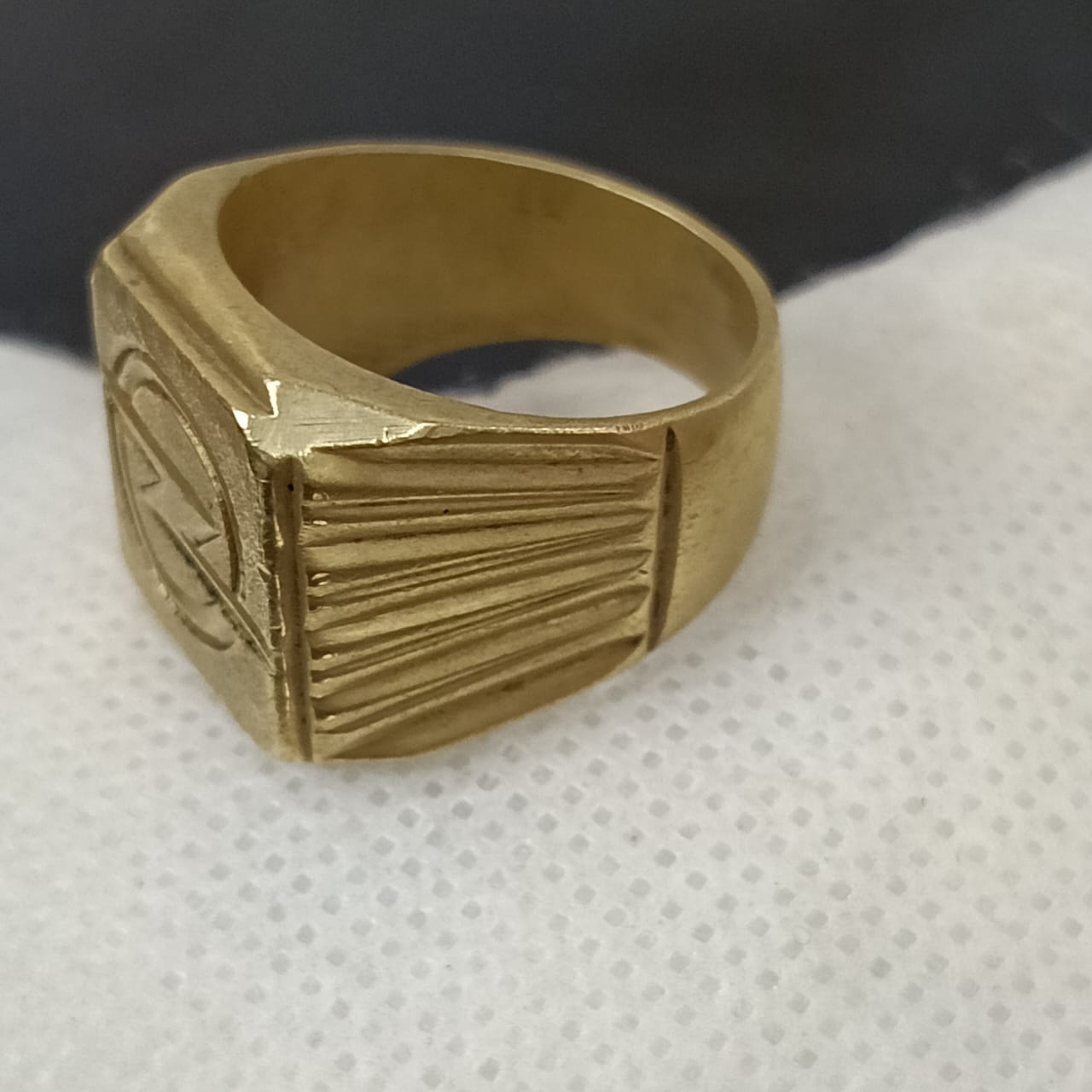 خاتم نحاس ثقيل