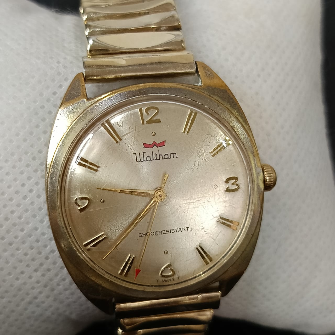 Montre mécanique suisse vintage original