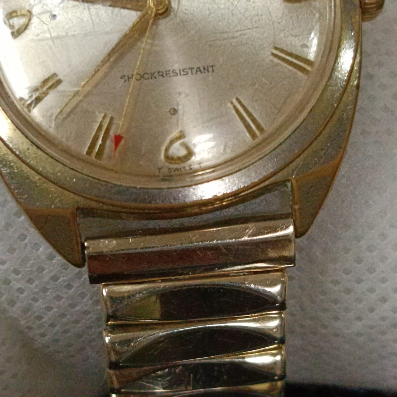 Montre mécanique suisse vintage original