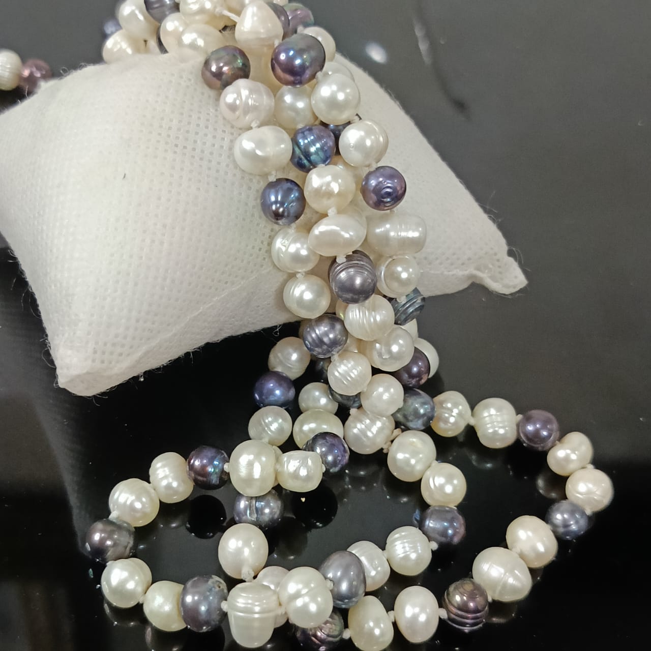 عقد تحفة بالؤلؤ فضي وأبيض طبيعي