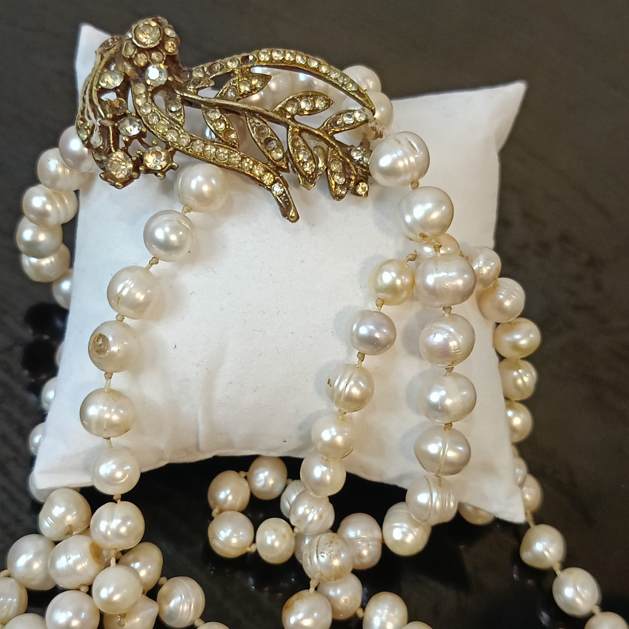 عقد من لؤلؤ طبيعي كبير بحجاة لاصلاح