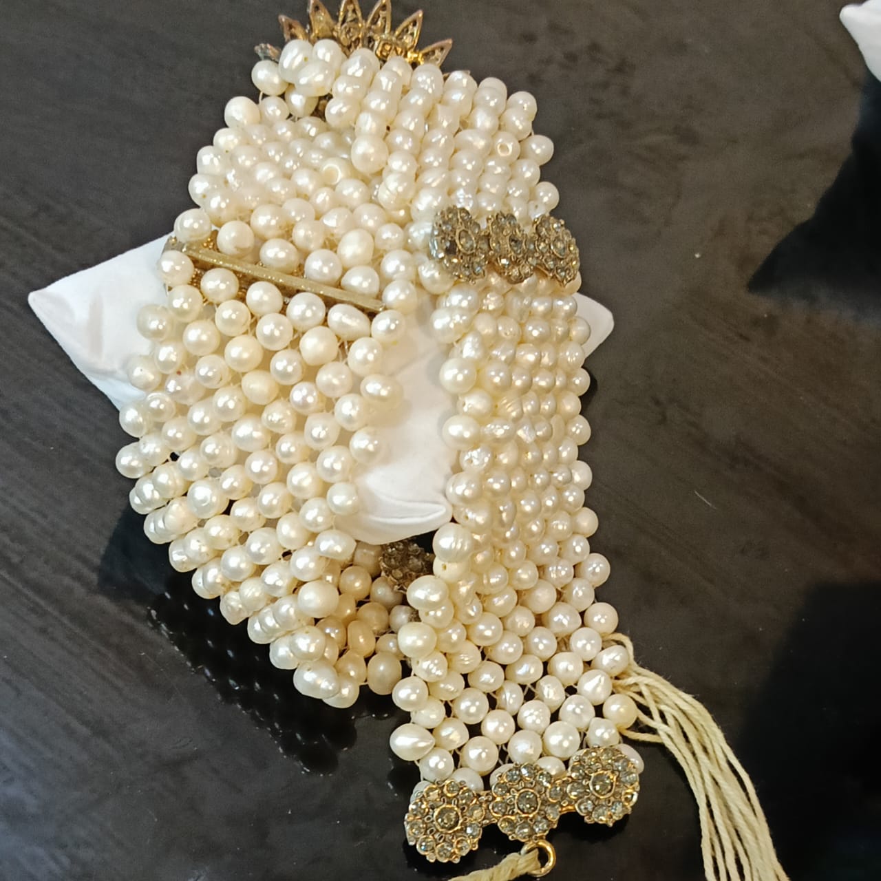 جبين من لؤلؤ طبيعي تحفة