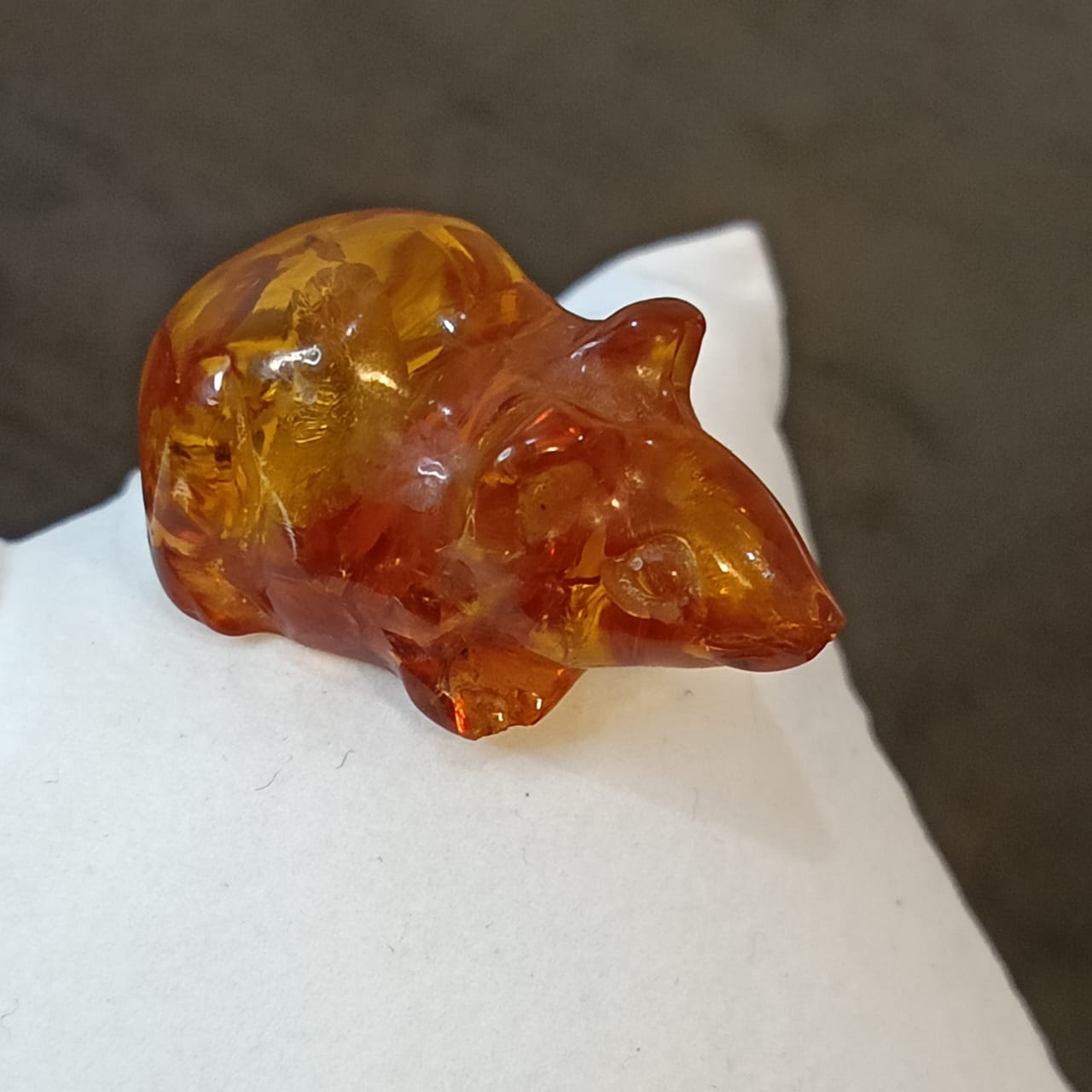 تحفة من كهرمان فواح طبيعي