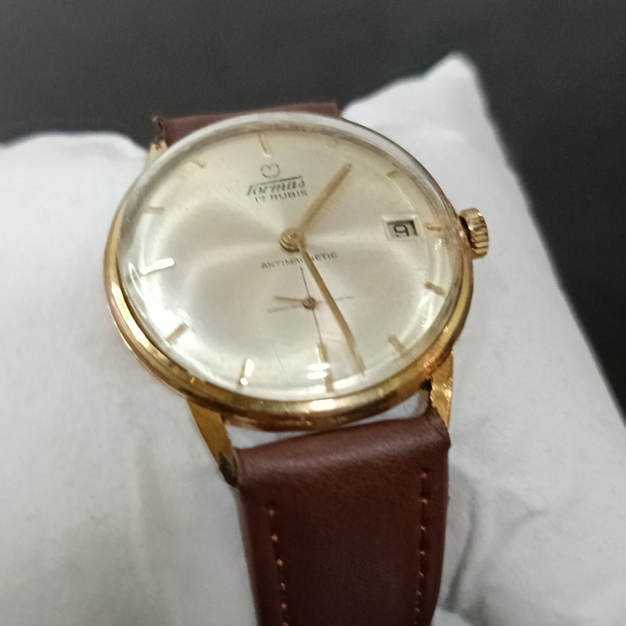 Montre tormas mécanique vintage original