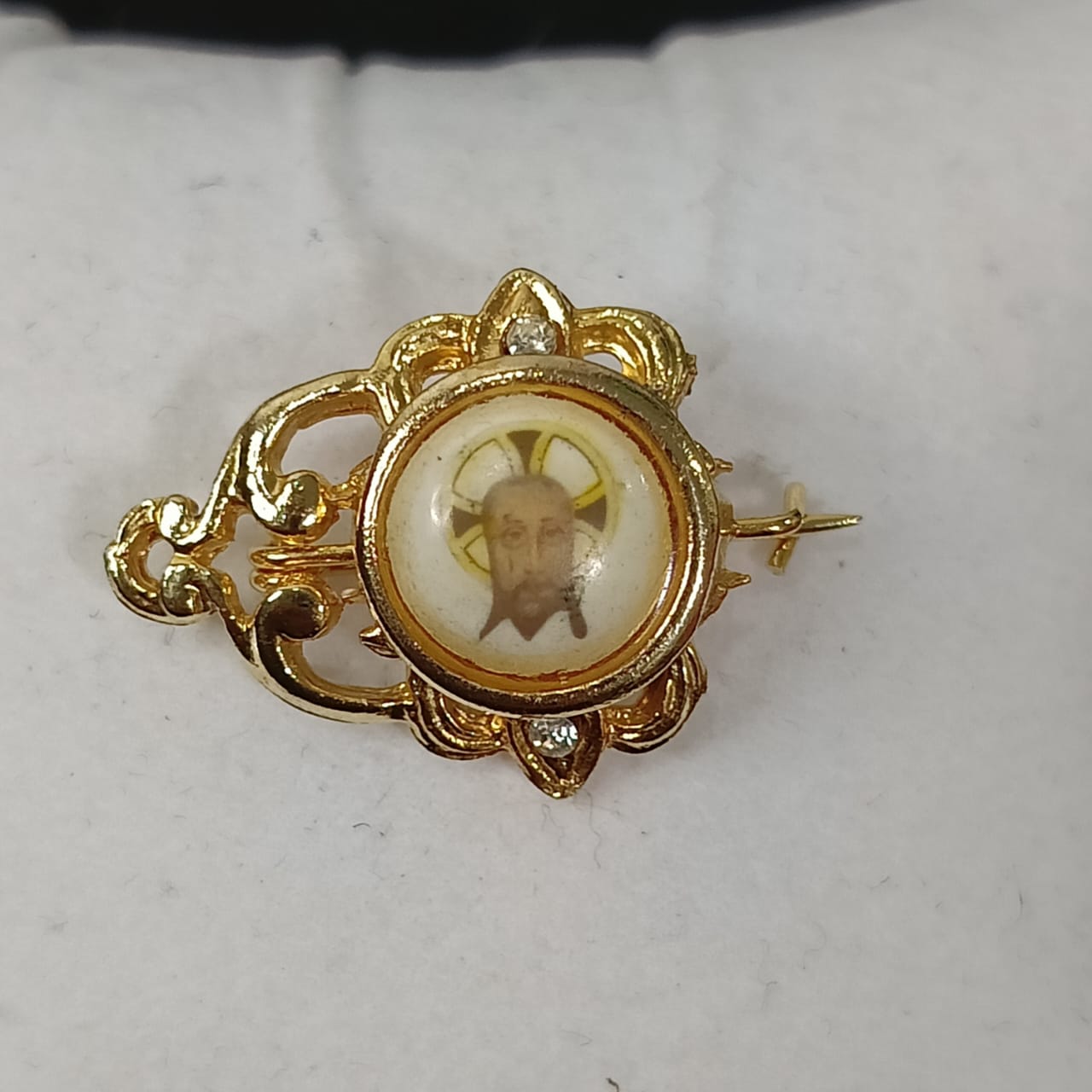 بروش بلاكي فرنسي